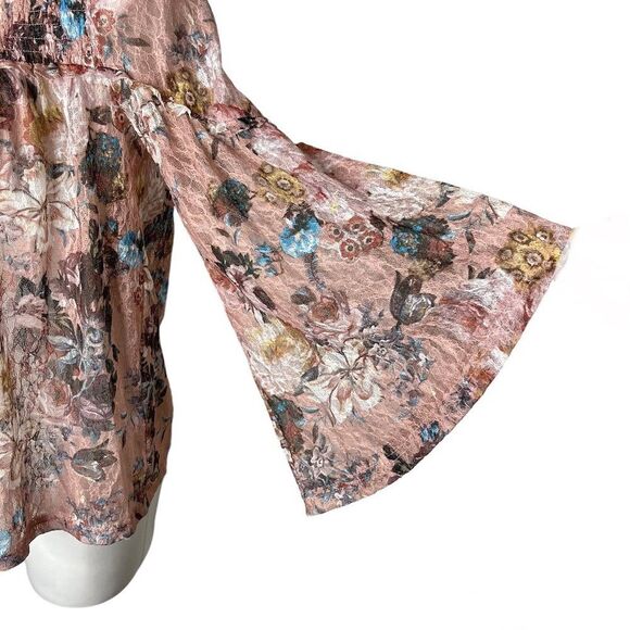 AKEMI + KIN Anthropologie Patrizia Top Smocked Lace Bell Sleeves Floral Size XS - Picture 5 of 9